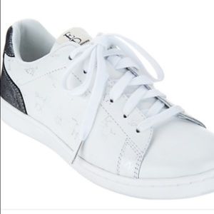 Ed Ellen DeGeneres Leather Sneakers -Chaboss